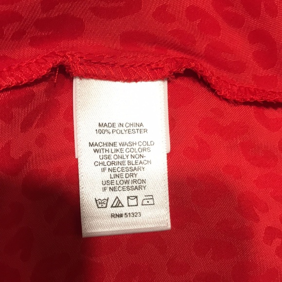 Red Patterned Skirt Front Ruffle Size 12 - Picture 5 of 6